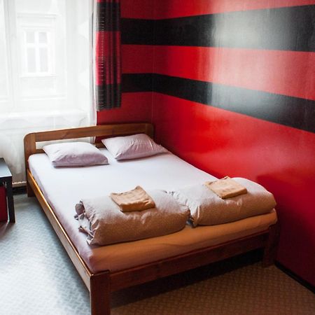 Smocza Jama Hostel Kraków Eksteriør billede