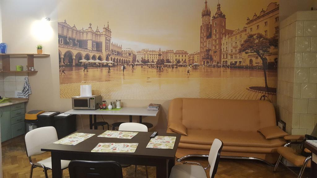 Smocza Jama Hostel Kraków Eksteriør billede