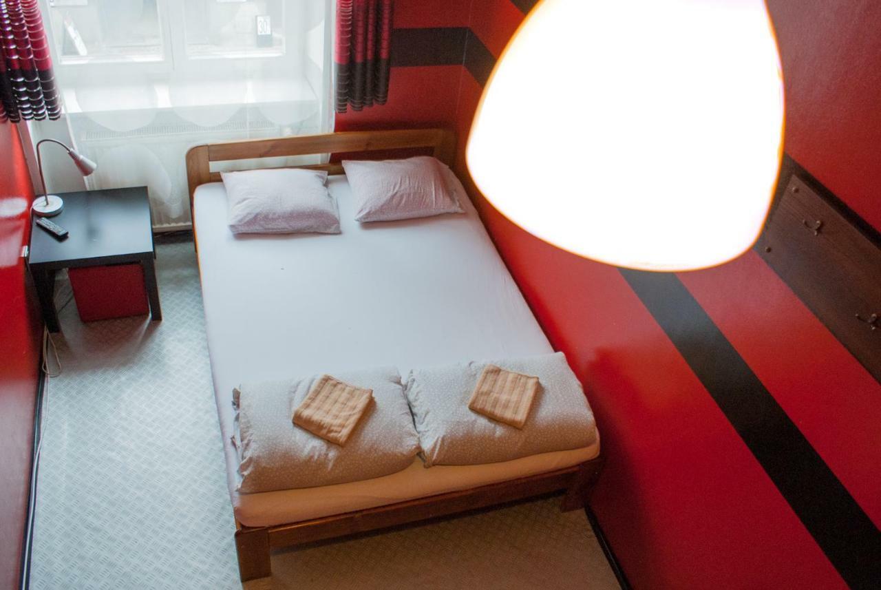 Smocza Jama Hostel Kraków Eksteriør billede