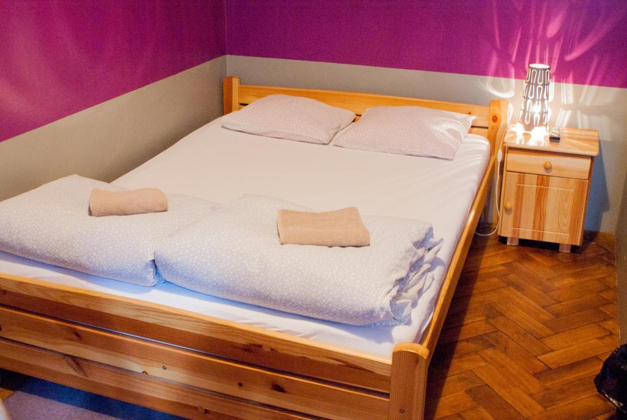Smocza Jama Hostel Kraków Eksteriør billede