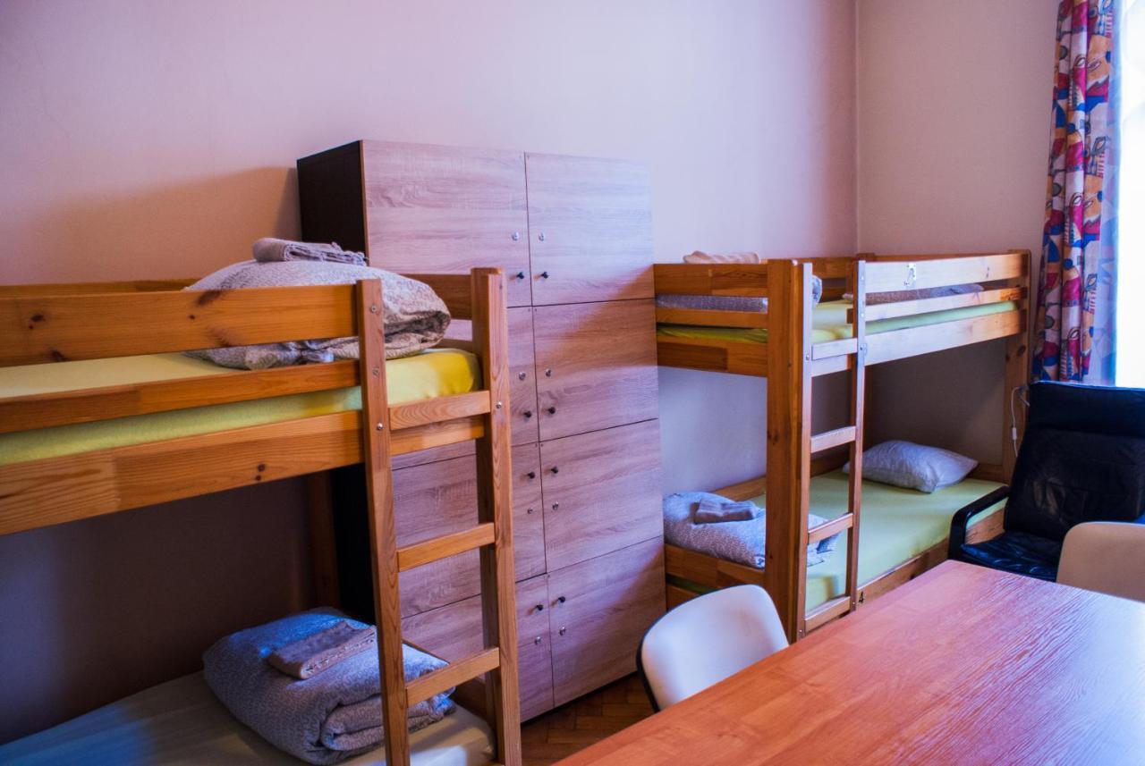 Smocza Jama Hostel Kraków Eksteriør billede